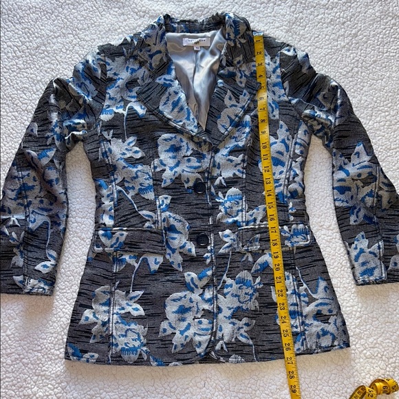 Derek Lam Floral Blue and Gray Blazer - Picture 13 of 16